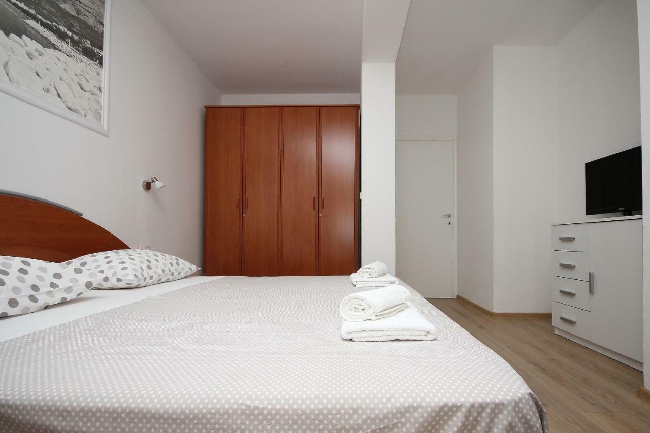 Apartmani Sulenta Tučepi Exteriör bild
